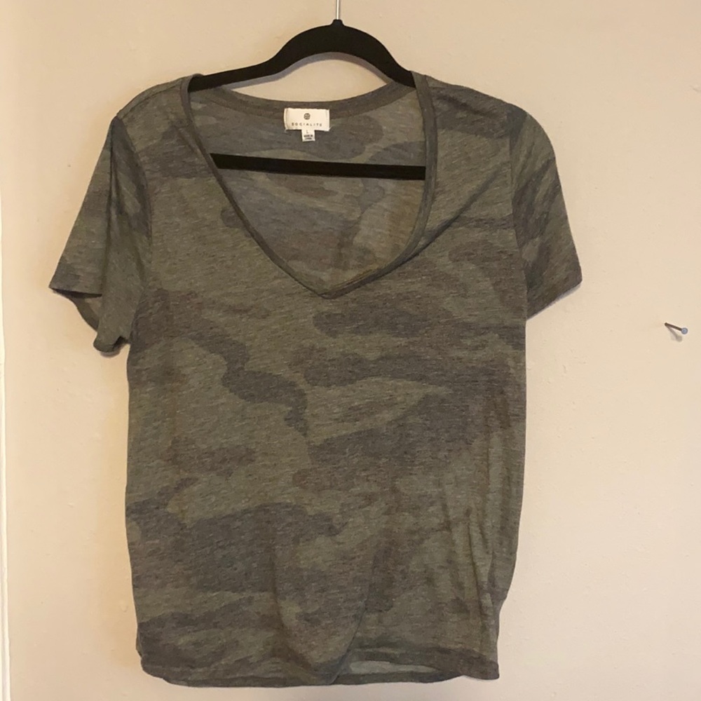 Camo v neck tee